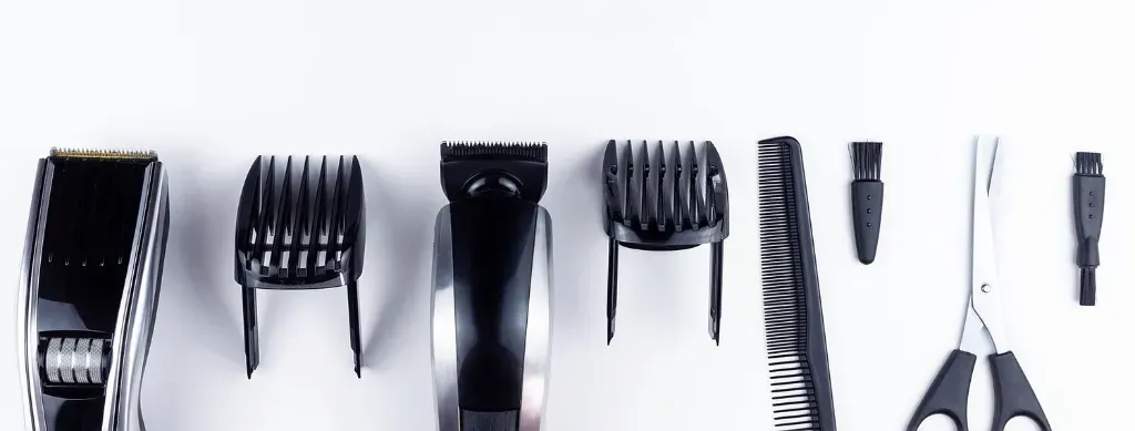 Co powinien zawierać Twój pierwszy profesjonalny zestaw fryzjerski?